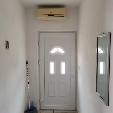 Radonic 3* Hvar Town