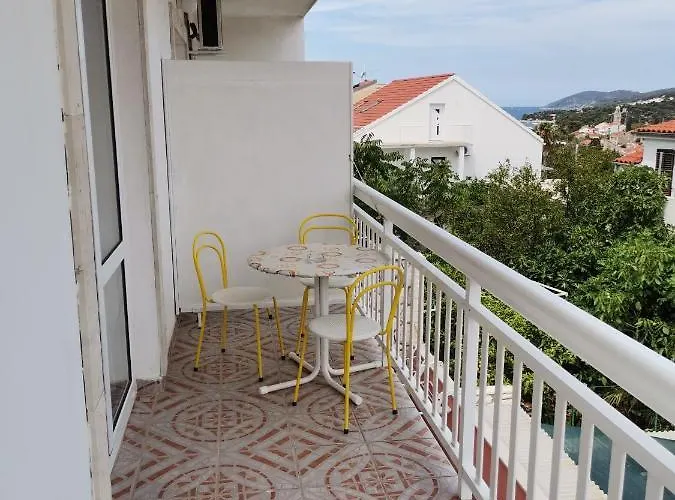 Radonic Guest house Hvar Town