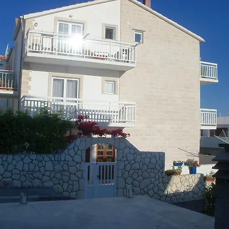 Radonic Hvar Town